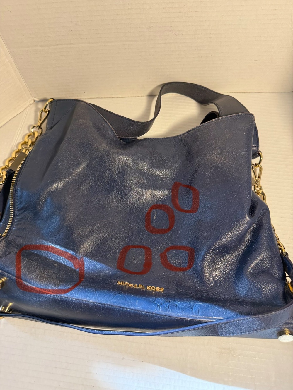 Michael Kors Navy Leather Shoulder Bag with Gold Chain Straps - Picture 6 of 12